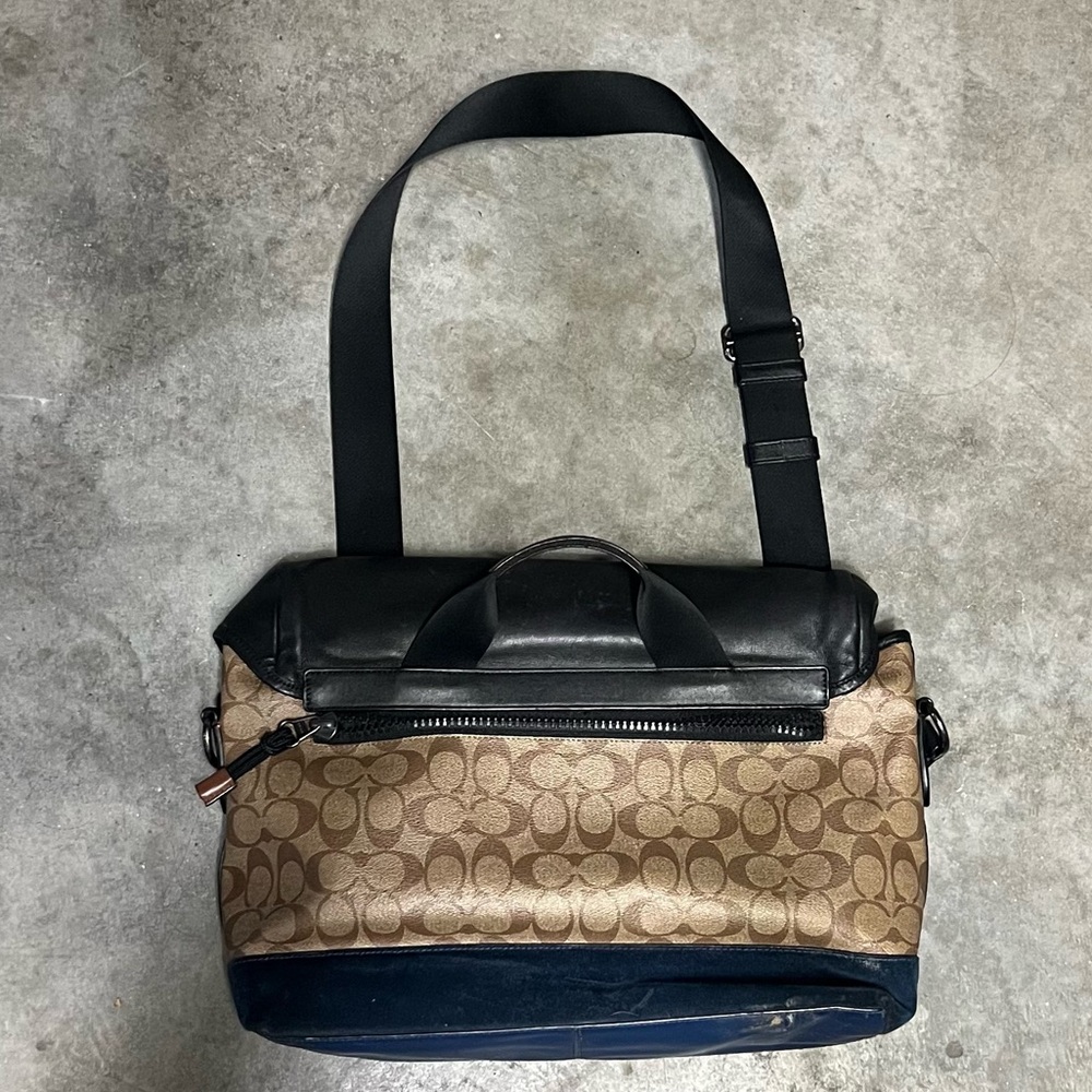 Coach Men's messenger bag - Picture 4 of 10